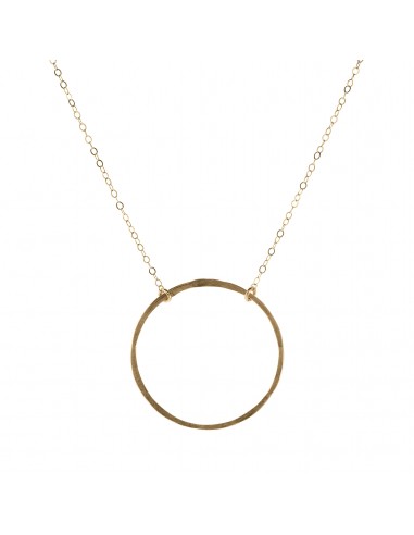 HAMMERED GOLD CIRCLE NECKLACE En savoir plus