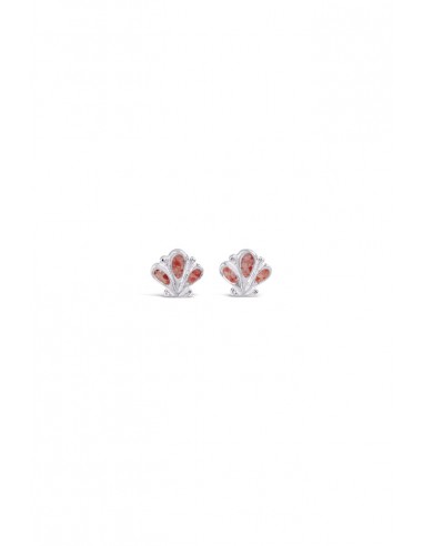 Shell ~ Scallop Stud Earrings est présent 