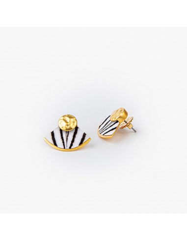 Cissy Stud Earring les ligaments