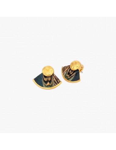 Gussie Stud Earring suggérées chez