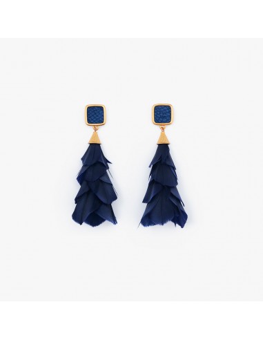 Bristol Bay Statement Earring hantent personnes